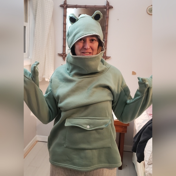 Axalotl sweatshirt - Picture 2 of 5